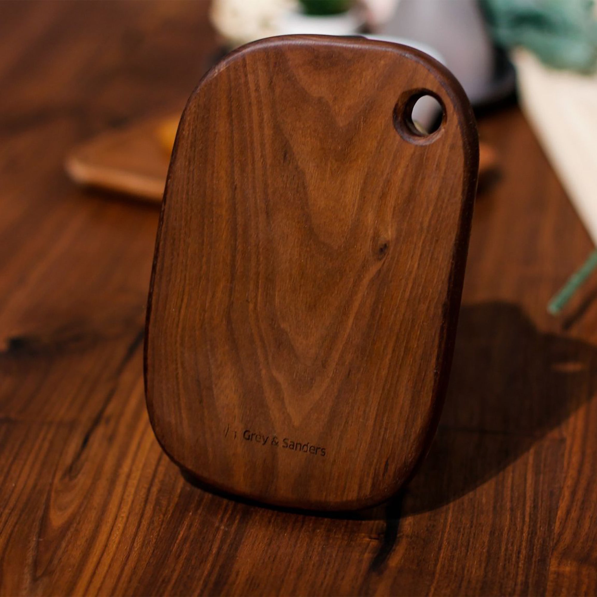 Kate Serving Board 23cm