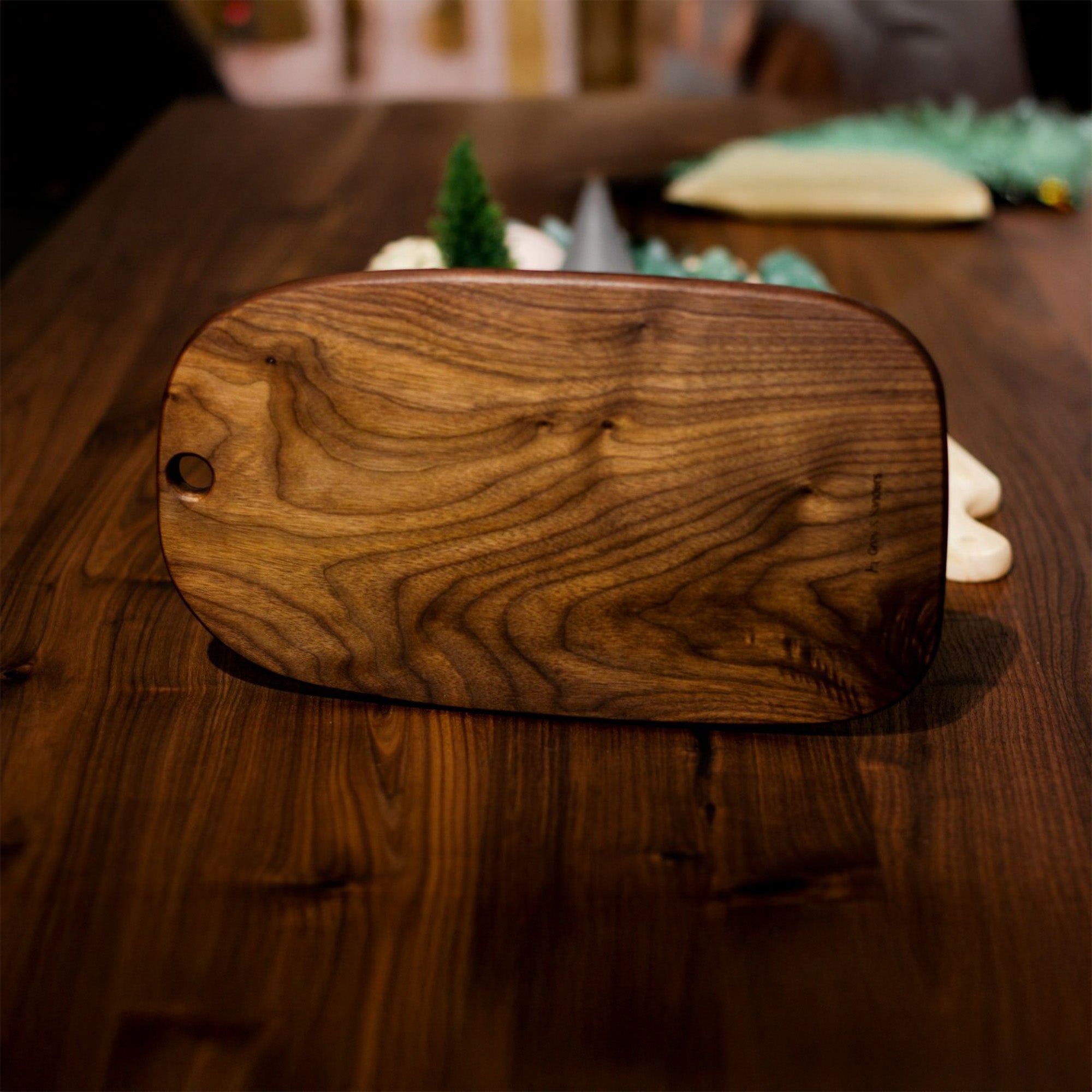 Kate Serving Board 40cm