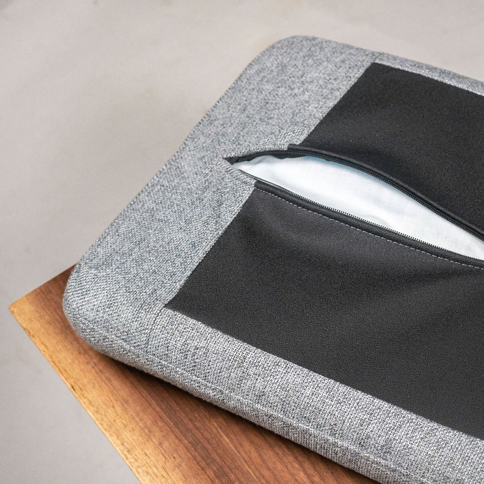 Hamlin Bench Cushion Detail Photo