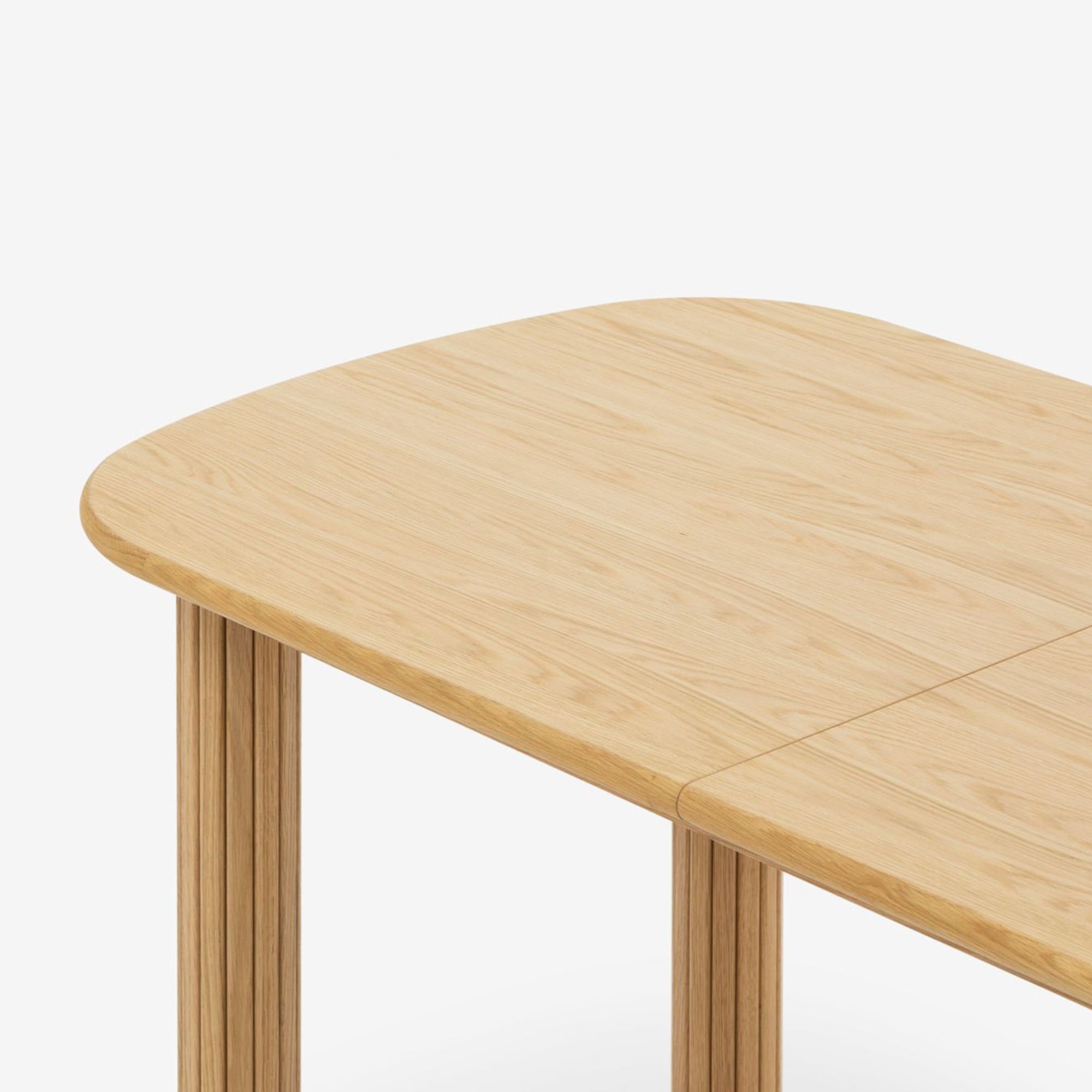 Havana Extendable Dining Table - Oak Detail Photo
