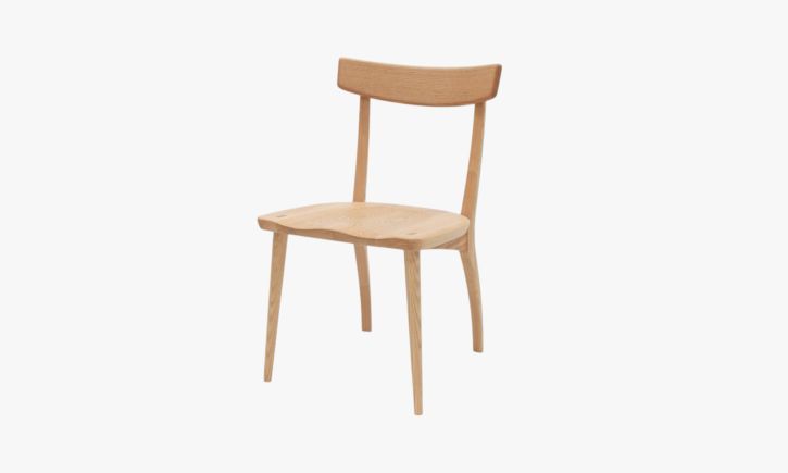 Product photo Edith dining chair in oak angle photo.