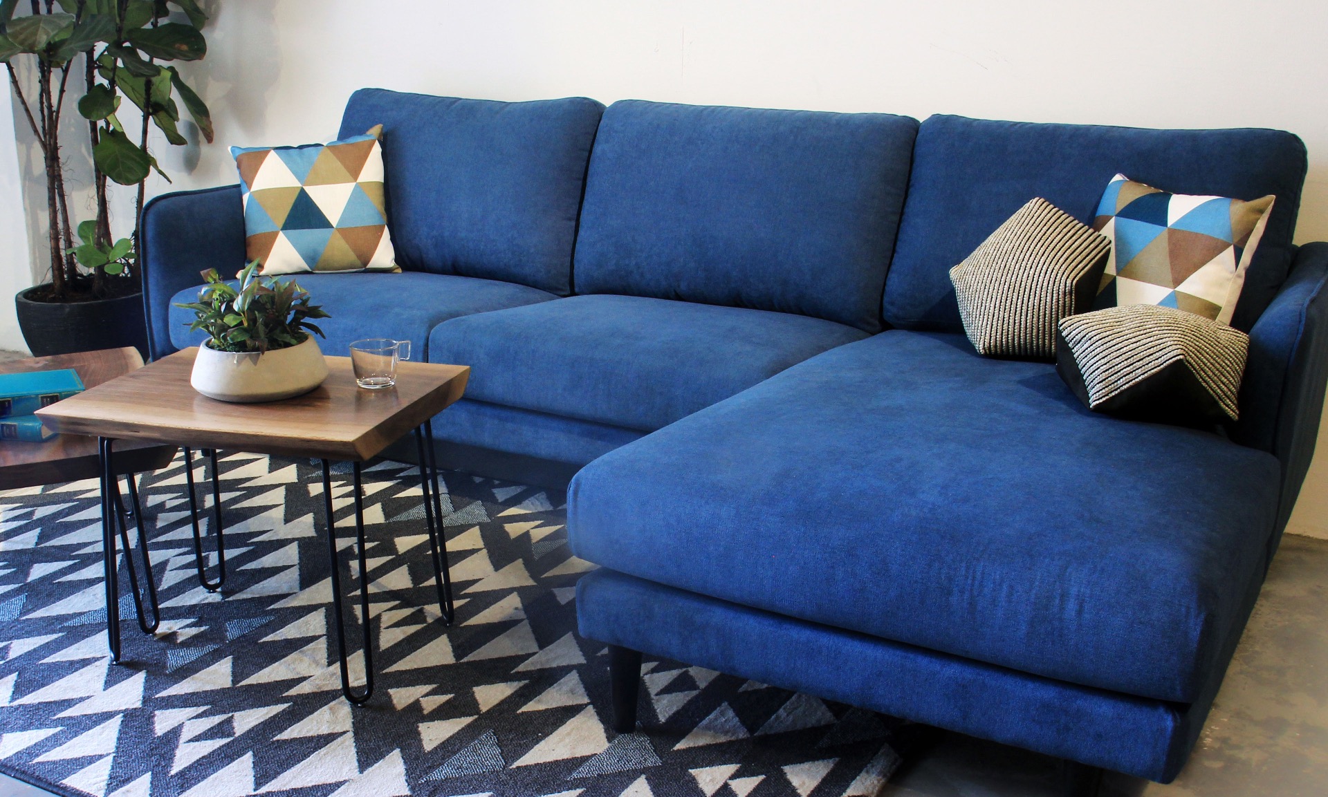 Best Fabric Sofa Customisable Features With Stain Repellent